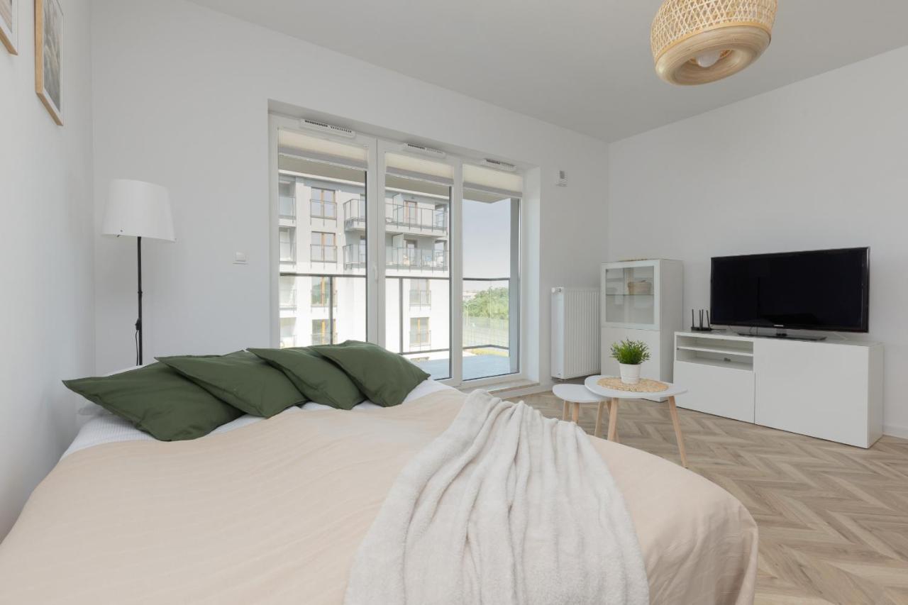 Ursus Sunny Studio For 4 Guests With Parking & Balcony By Noclegi Renters Warschau Buitenkant foto