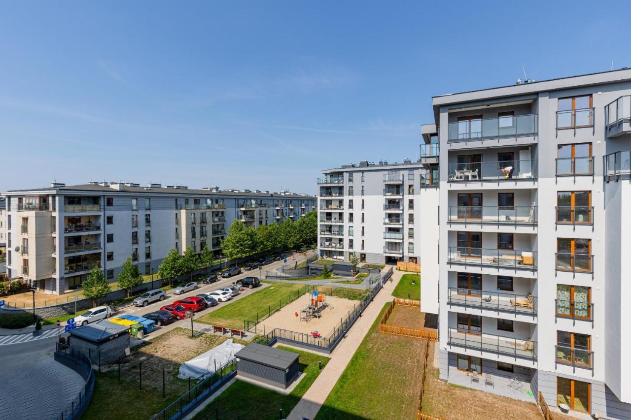 Ursus Sunny Studio For 4 Guests With Parking & Balcony By Noclegi Renters Warschau Buitenkant foto